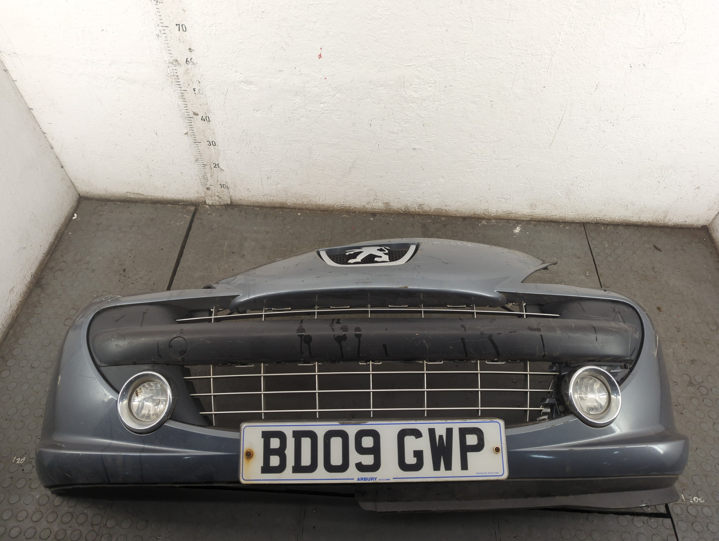 Бампер передний