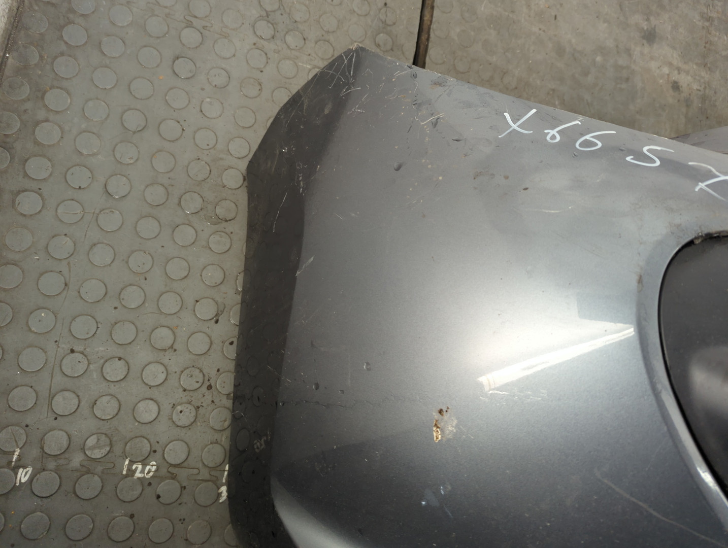 Бампер передний