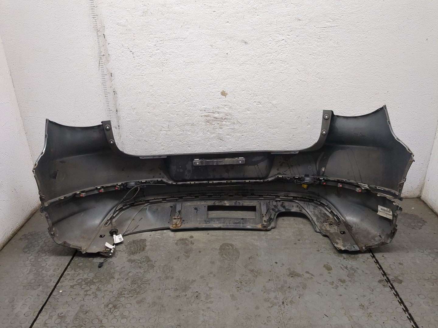 Бампер задний