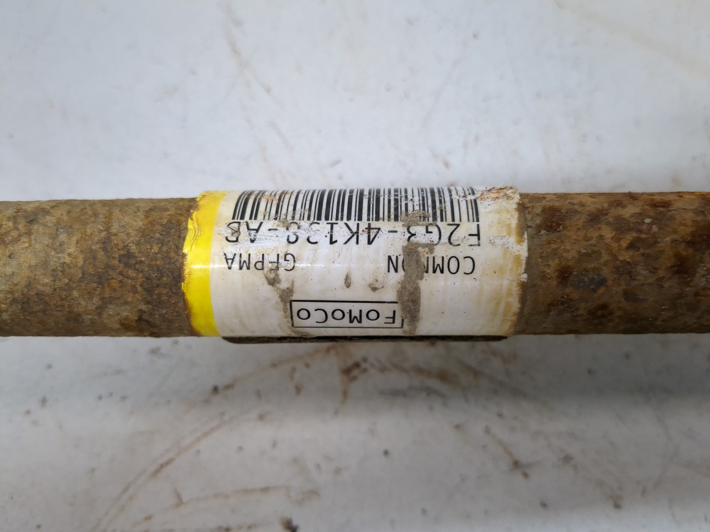 Полуось задняя