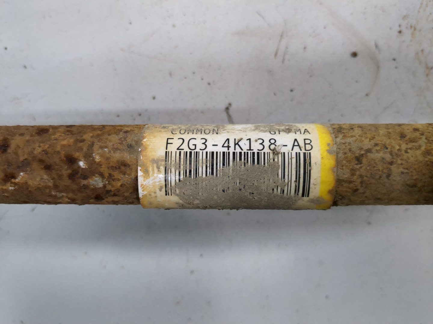 Полуось задняя