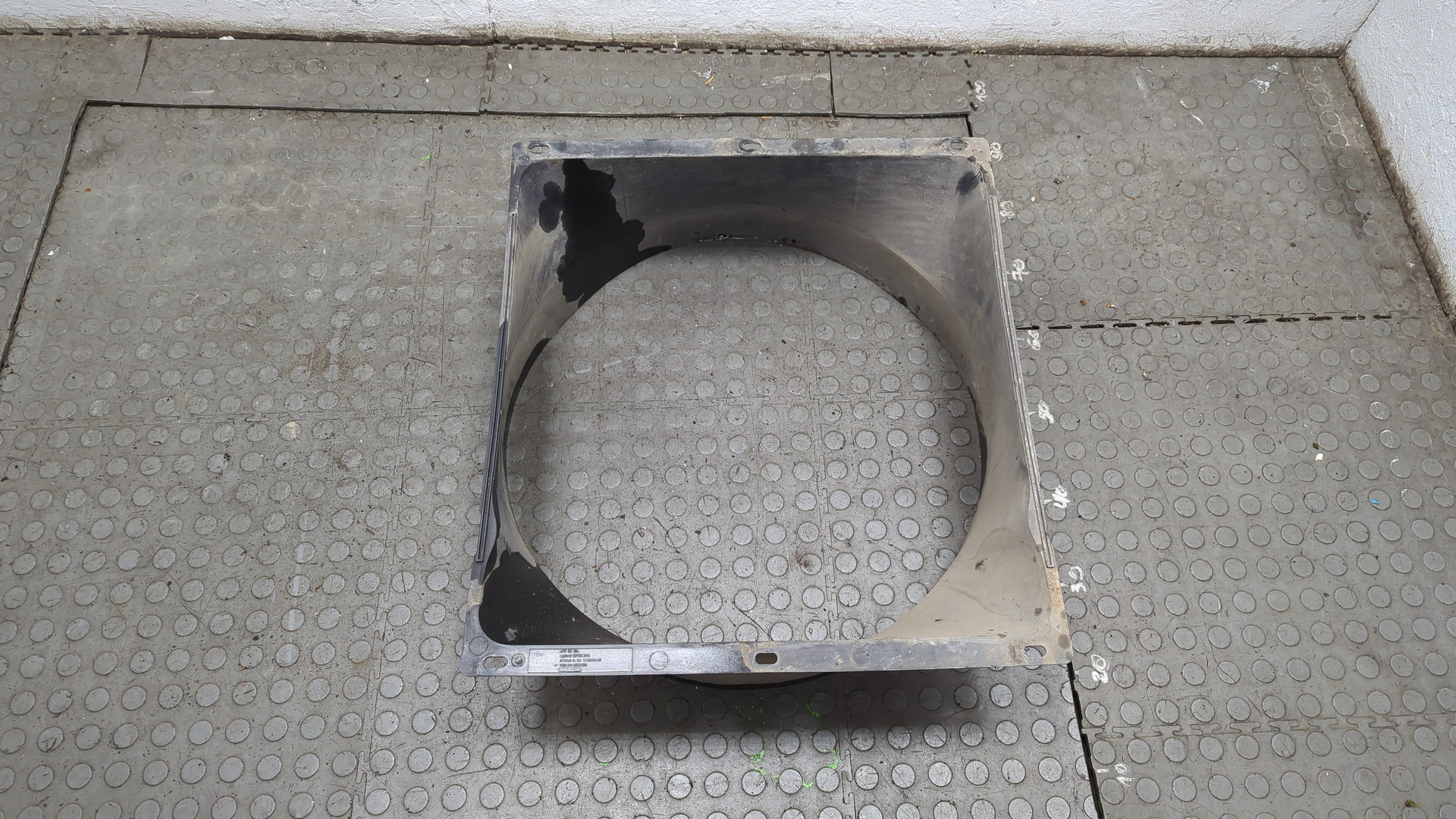 Диффузор вентилятора