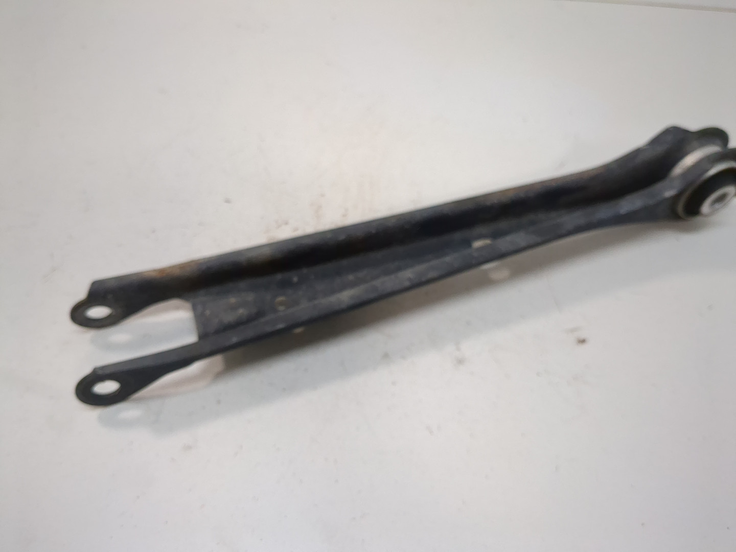 Рычаг задний