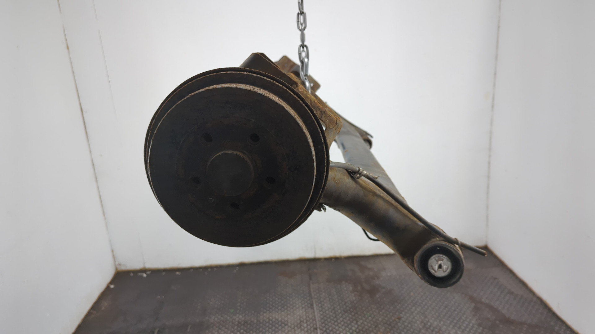 Балка задняя