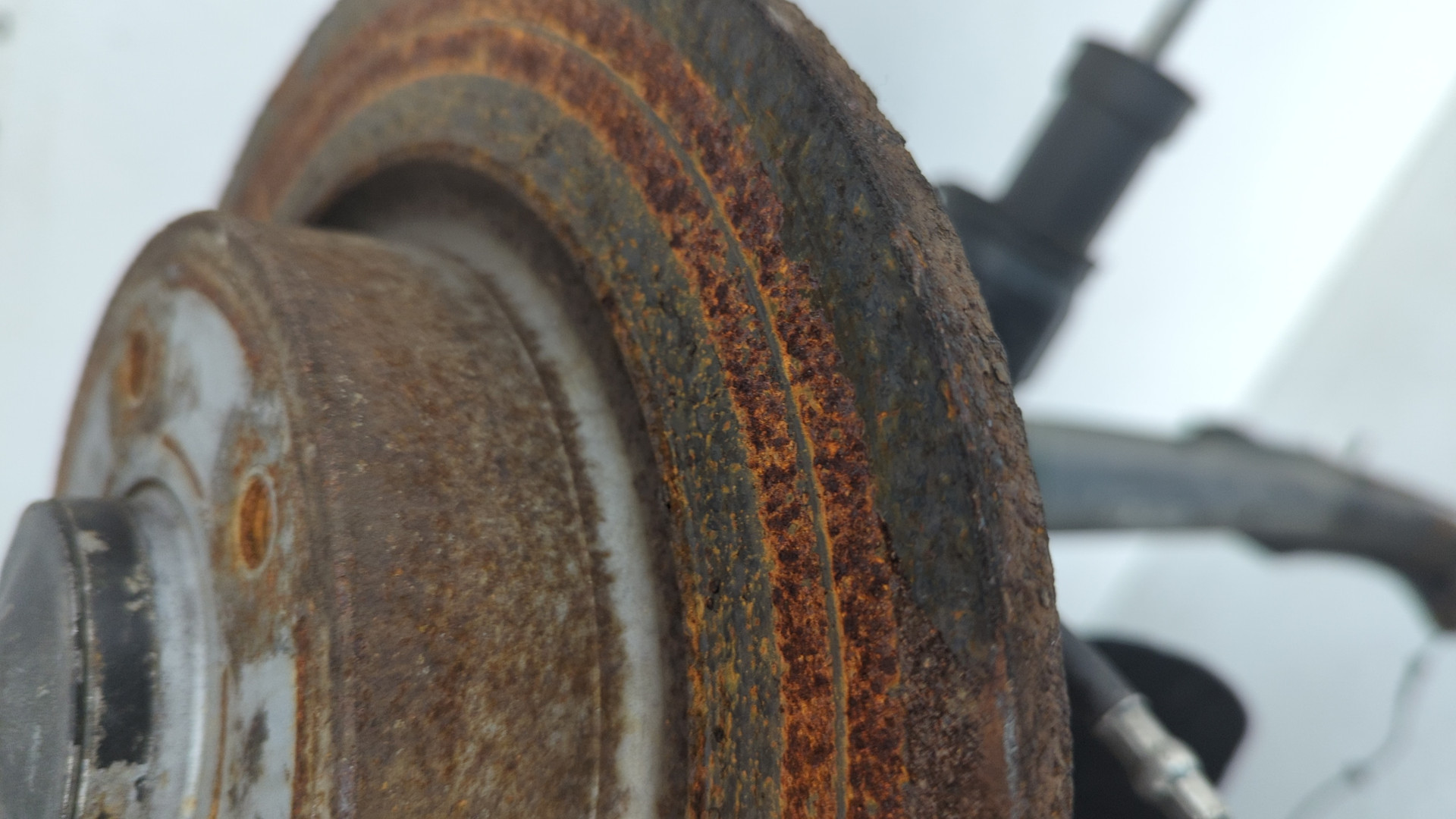 Балка задняя