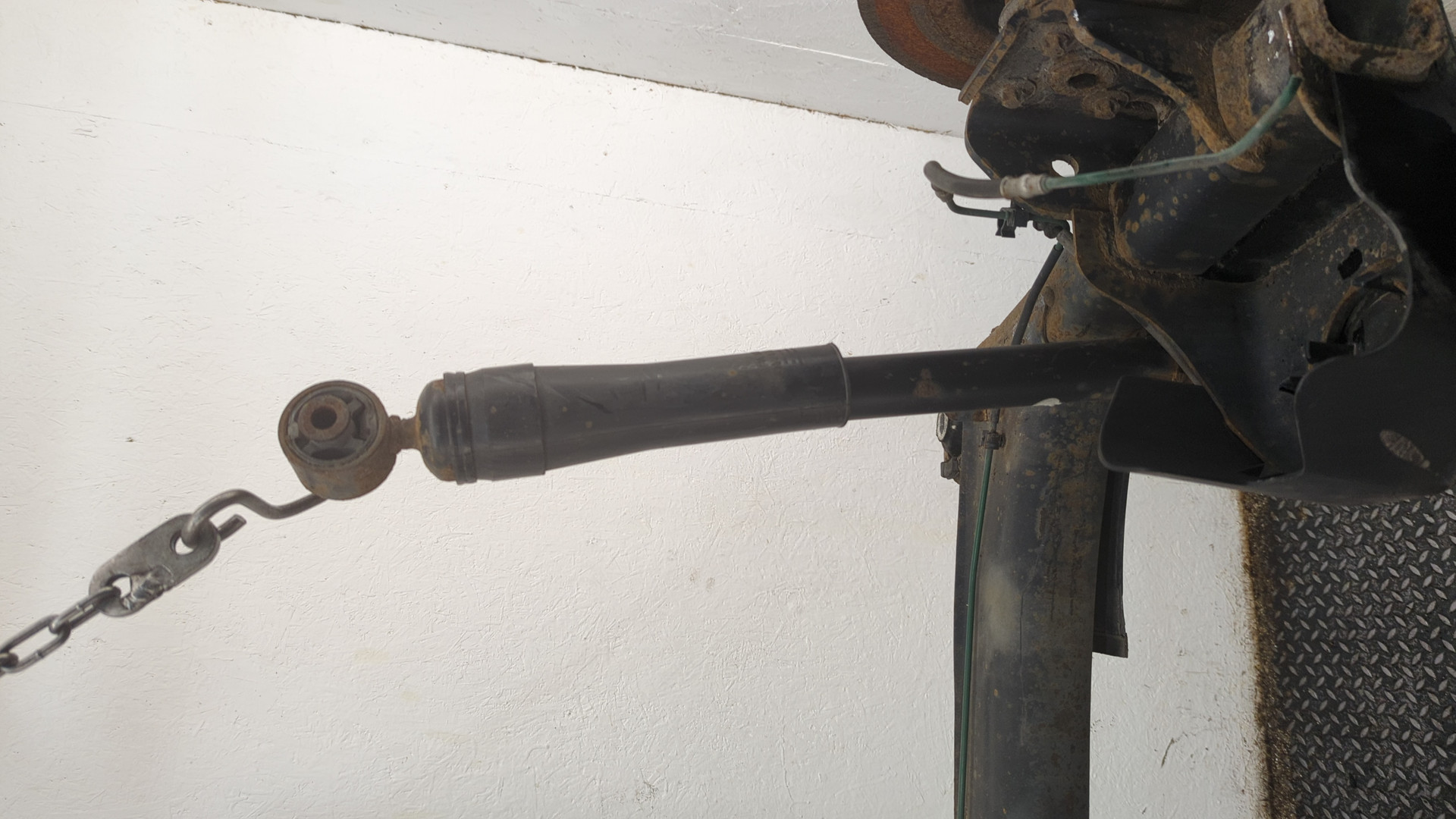 Балка задняя