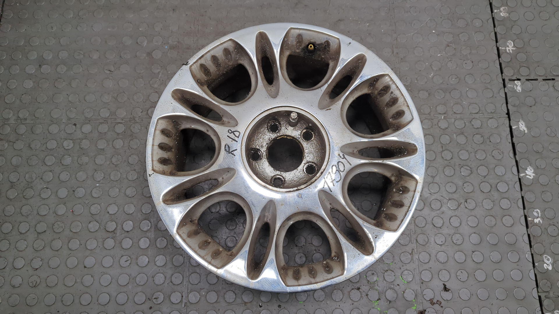 Диски колесные литые легкий сплав 4 шт