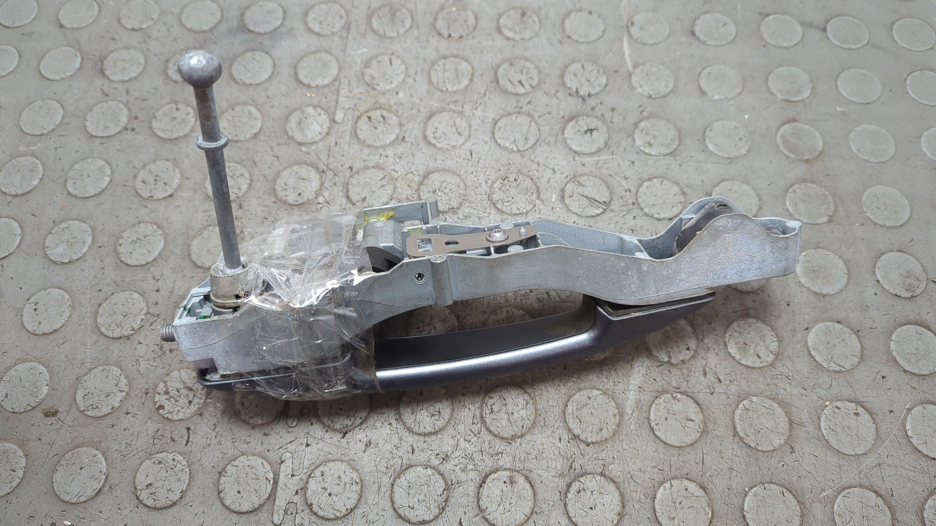 Ручка двери наружная