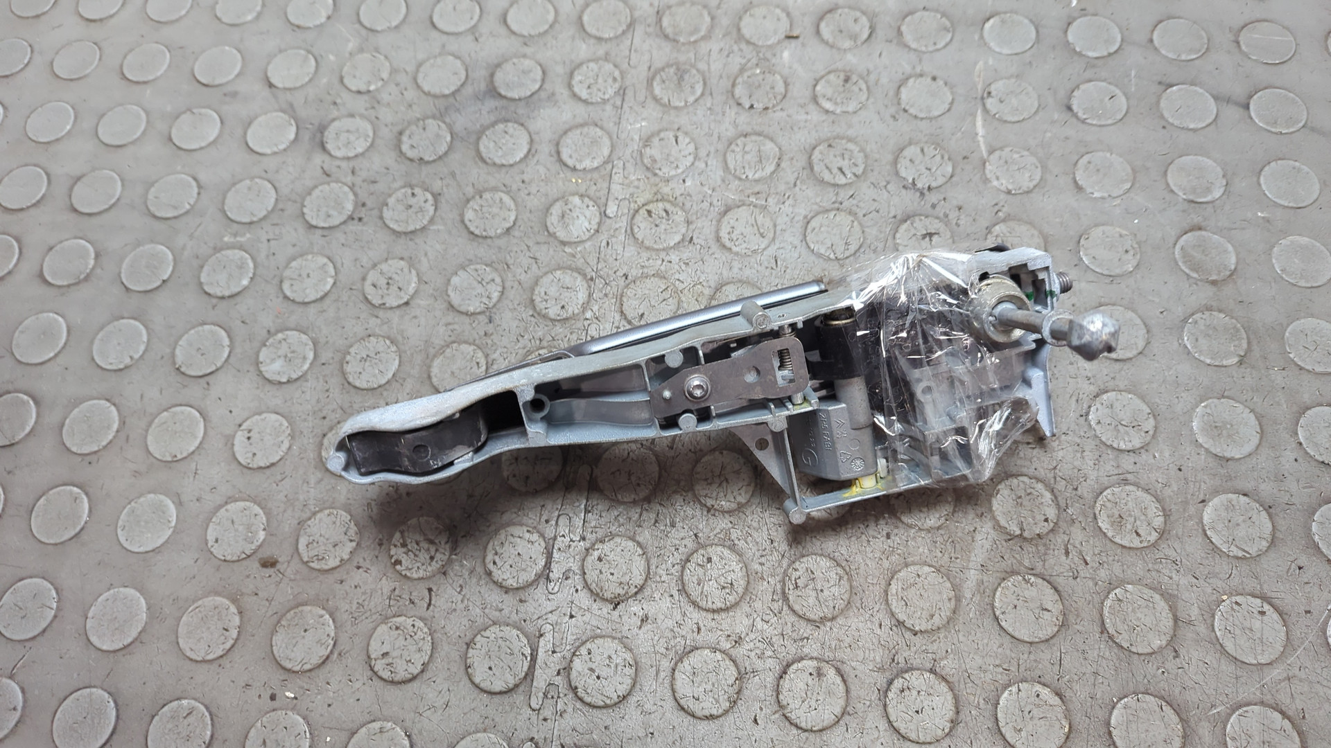 Ручка двери наружная