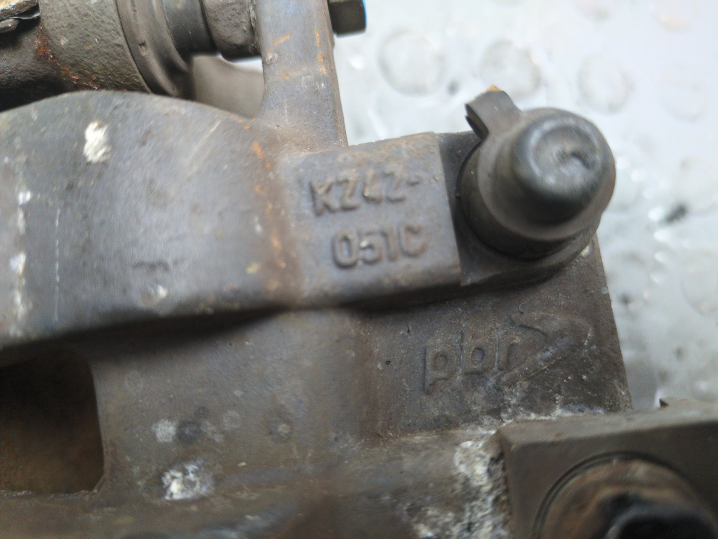 Суппорт задний правый