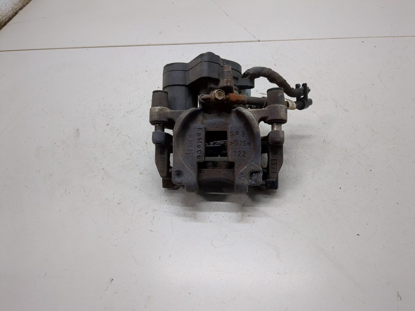 Суппорт задний правый