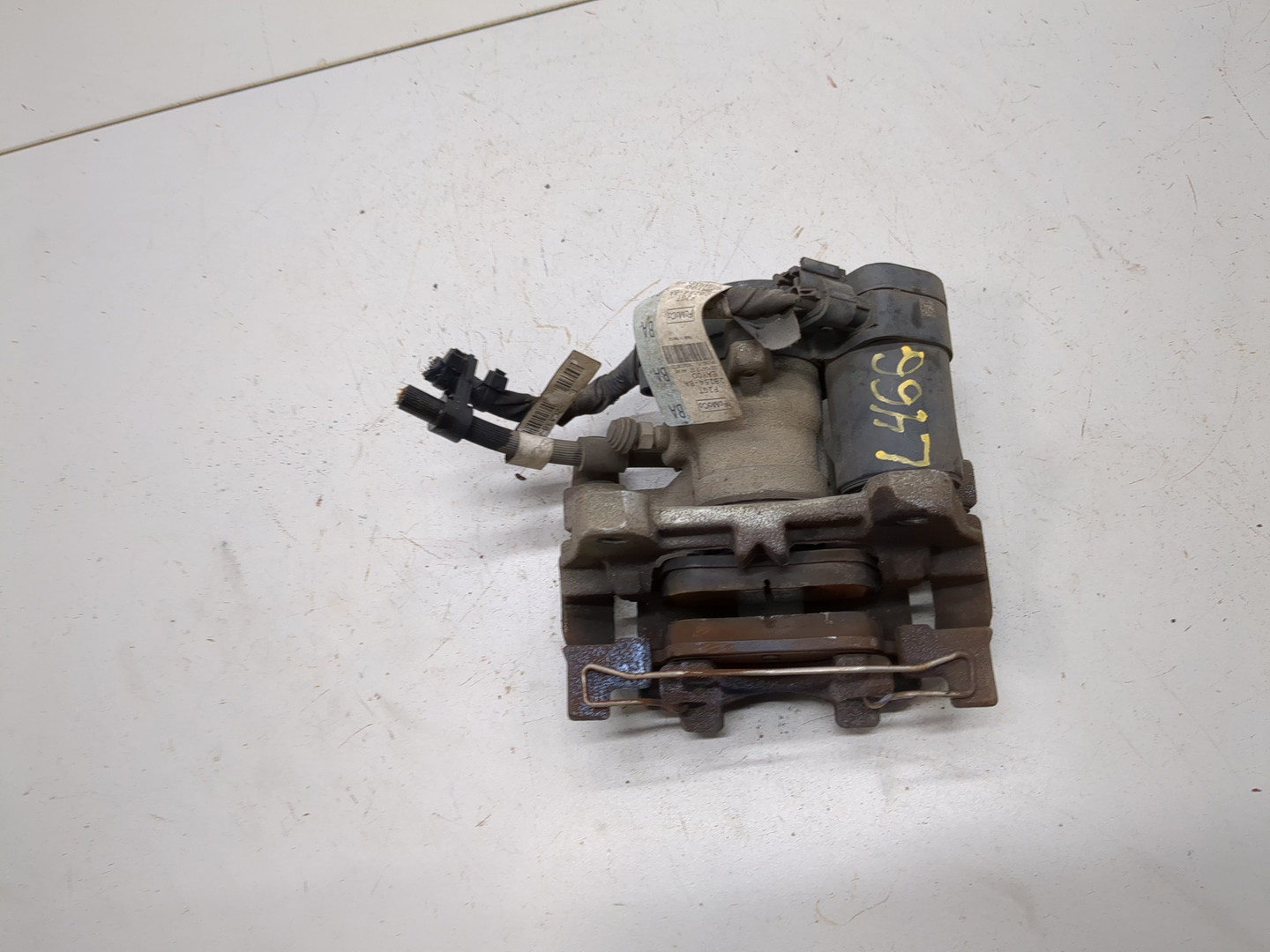 Суппорт задний правый