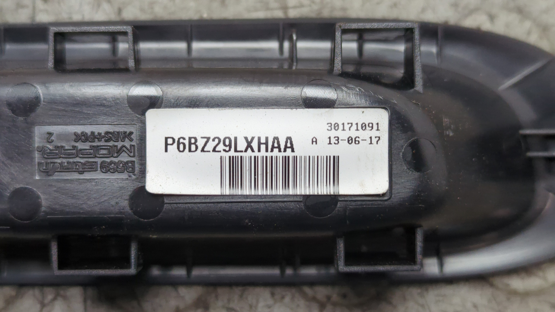 Кнопка стеклоподъемника