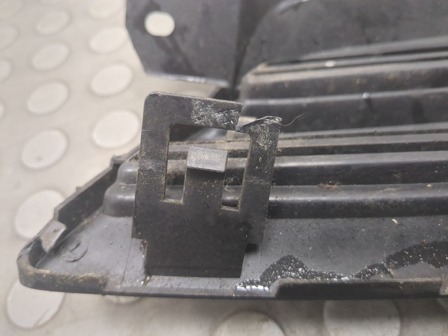 Решетка радиатора