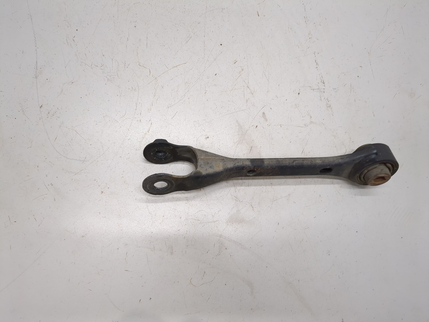 Рычаг задний