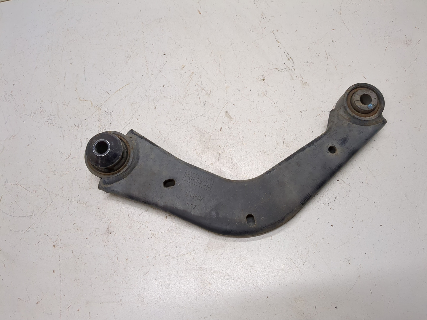 Рычаг задний