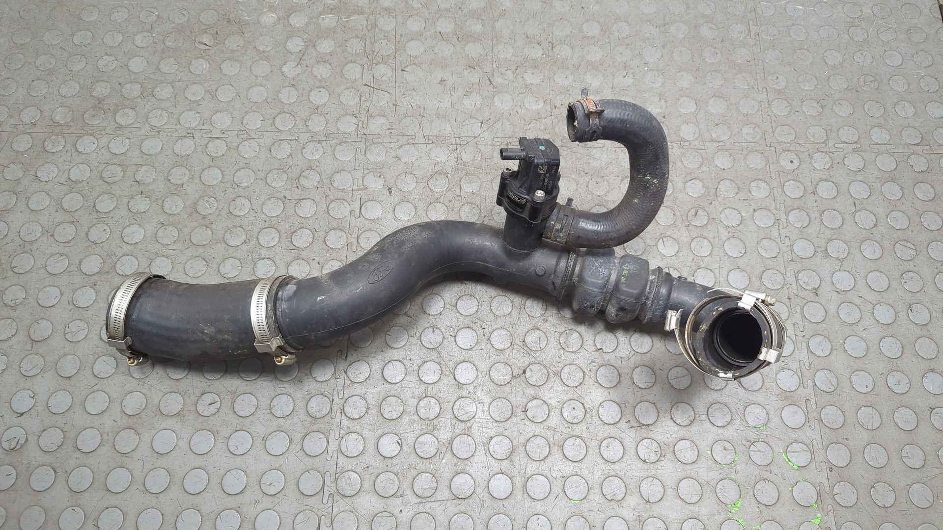 Патрубок интеркулера