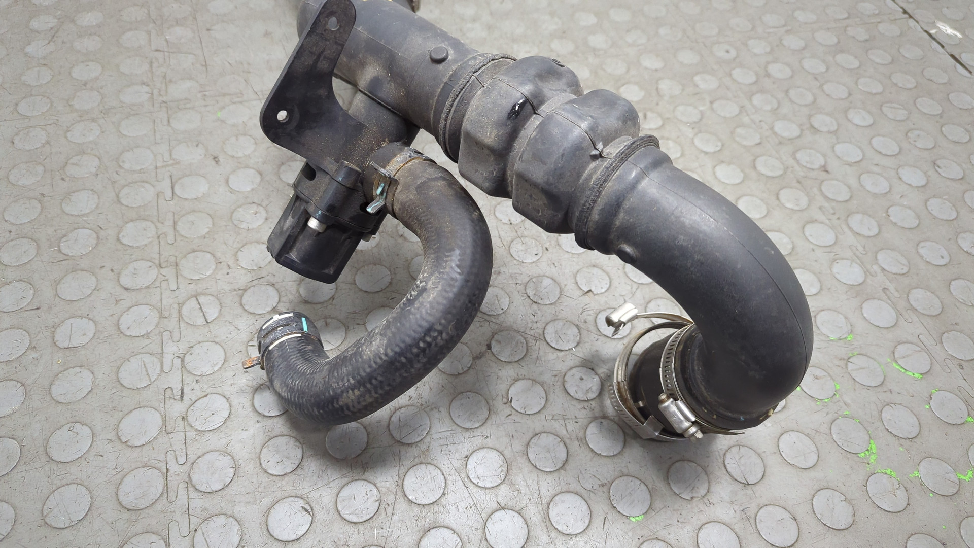 Патрубок интеркулера