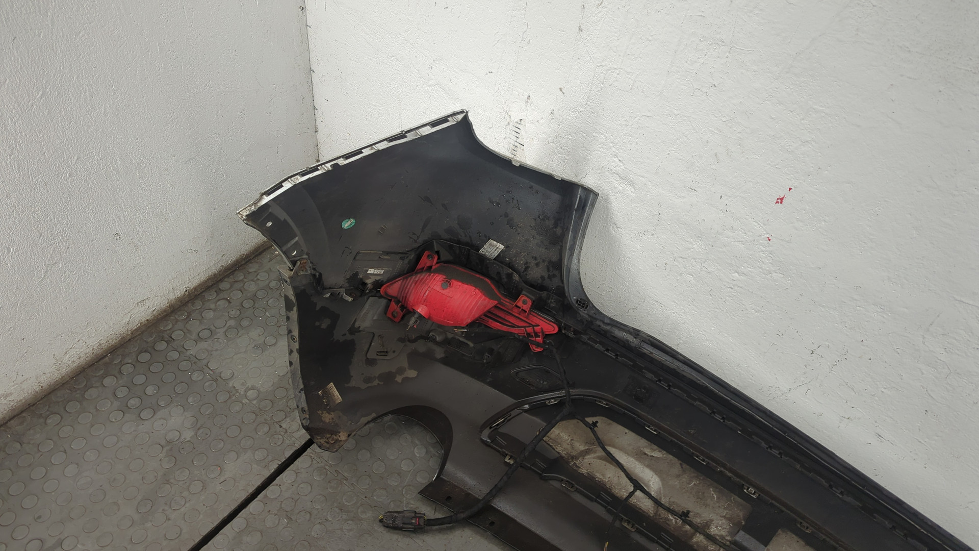 Бампер задний