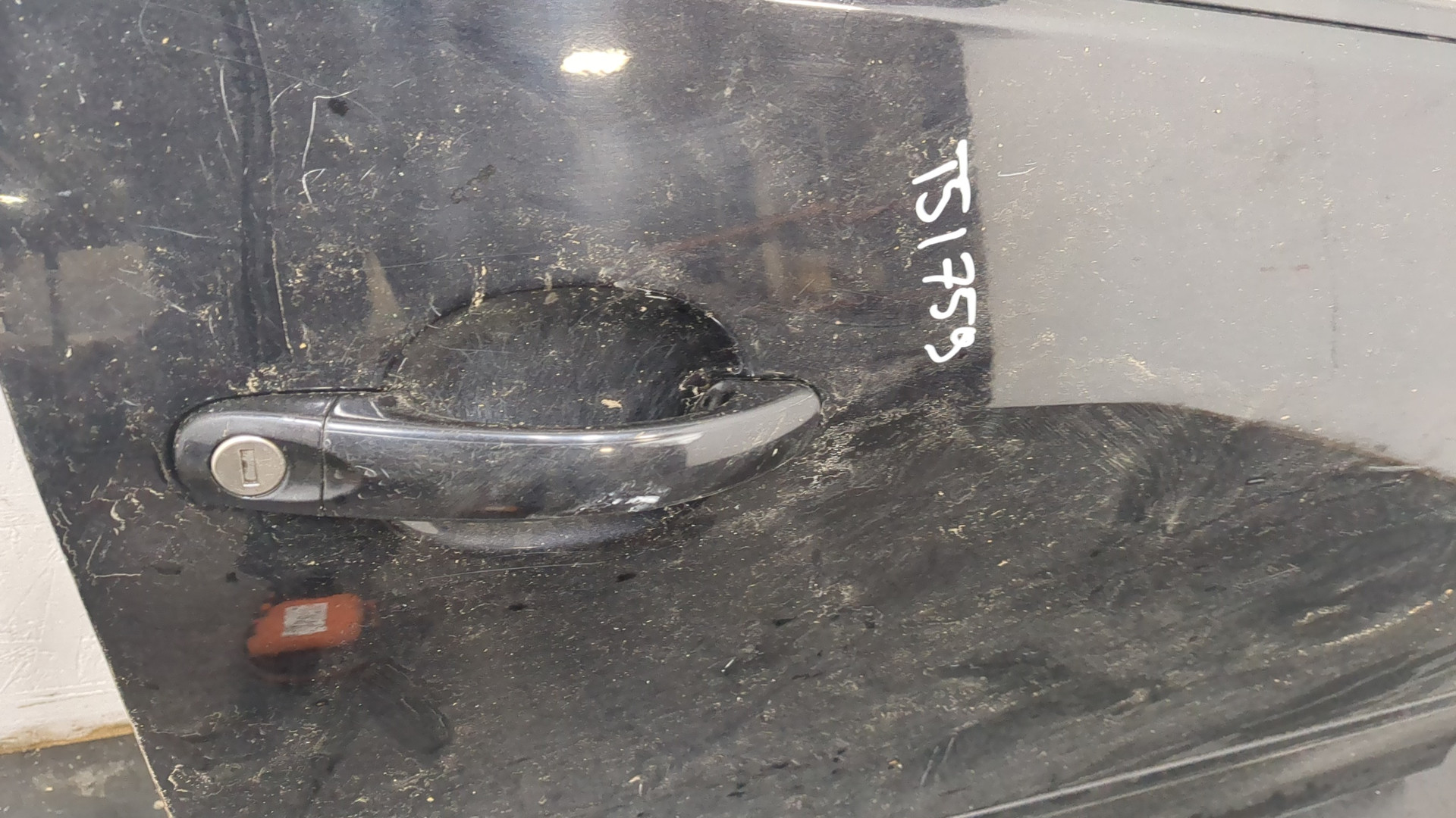 Дверь передняя правая