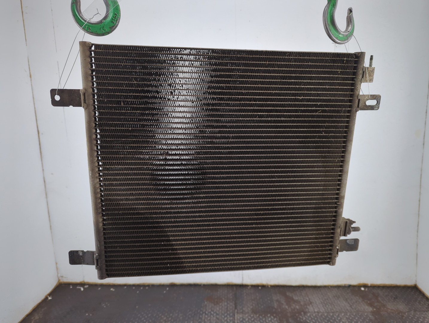 Радиатор кондиционера / конденсер