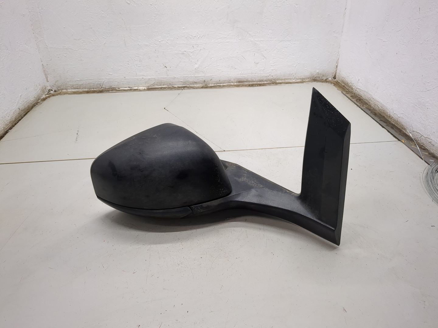 Зеркало правое электрическое