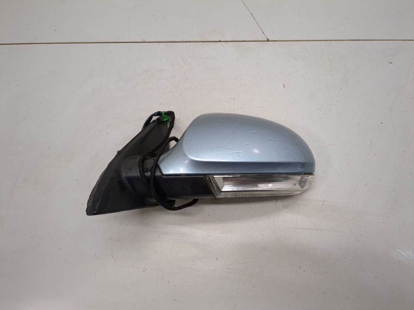 Зеркало левое электрическое