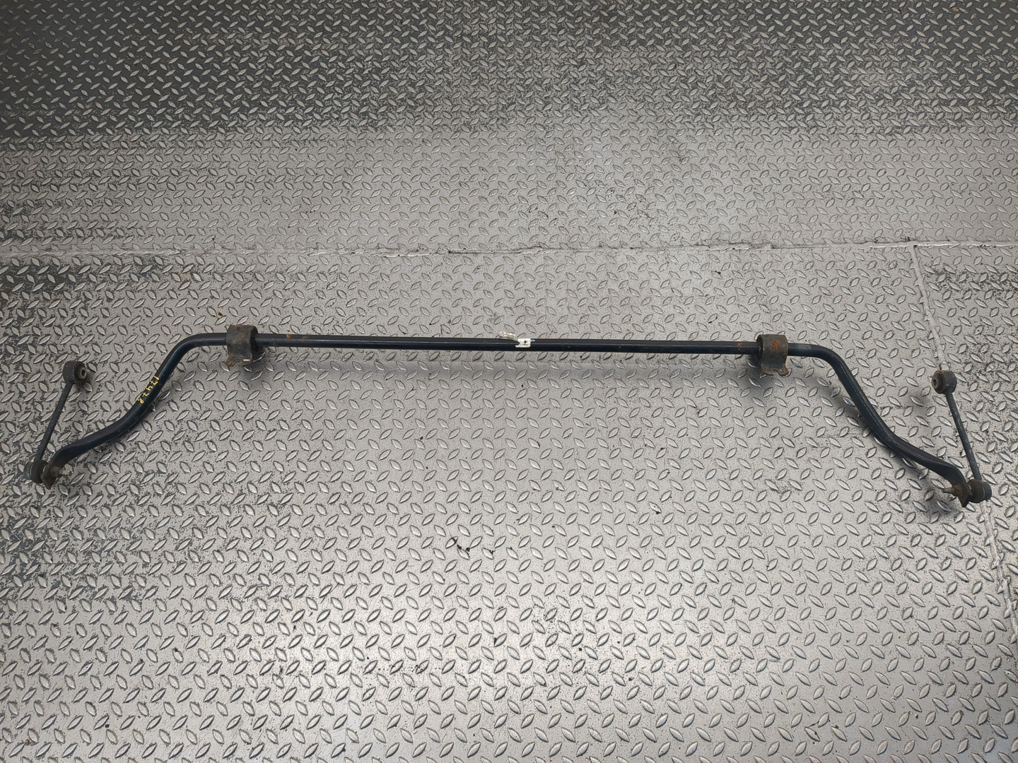 Стабилизатор задний