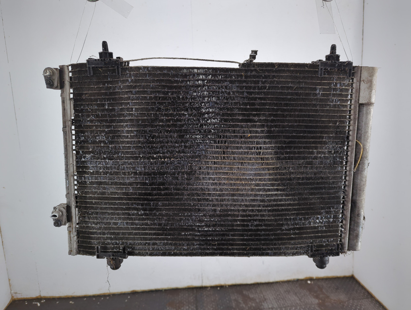 Радиатор кондиционера / конденсер