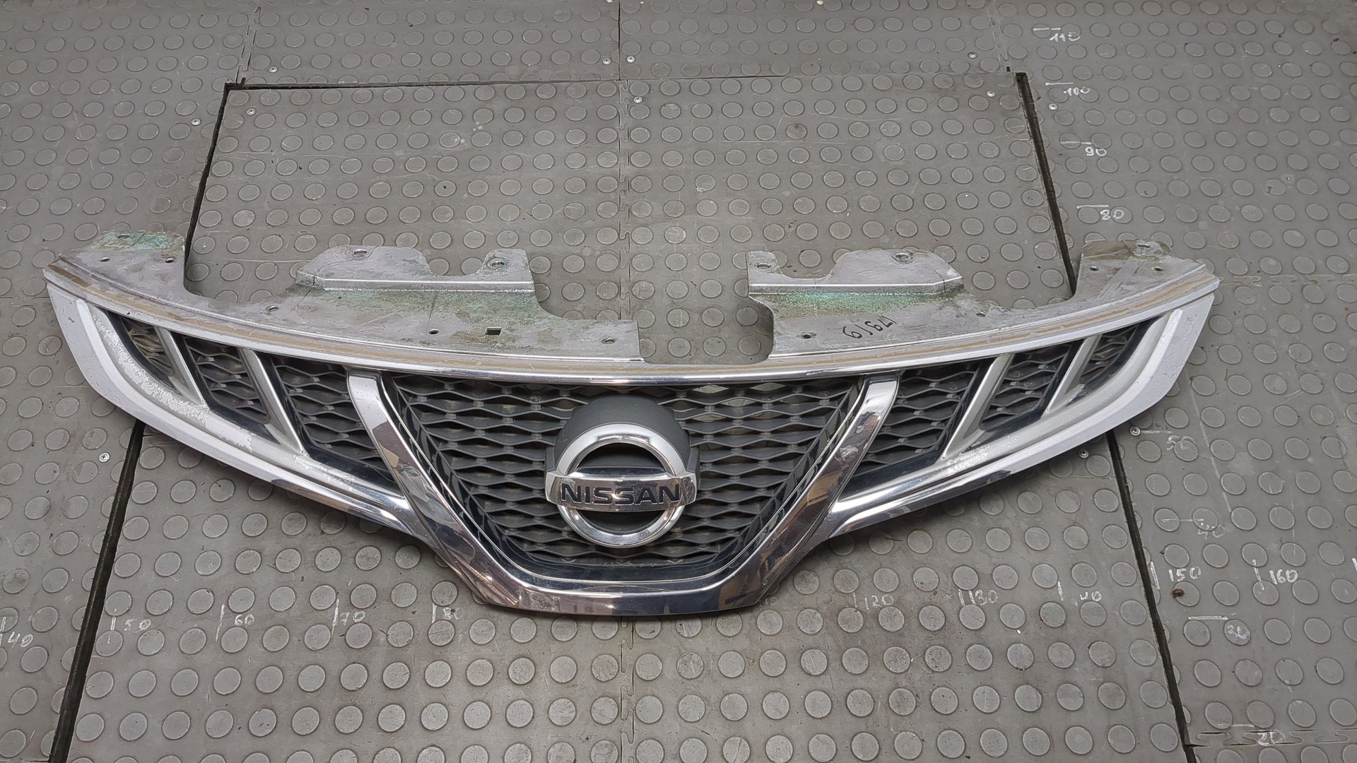 Решетка радиатора