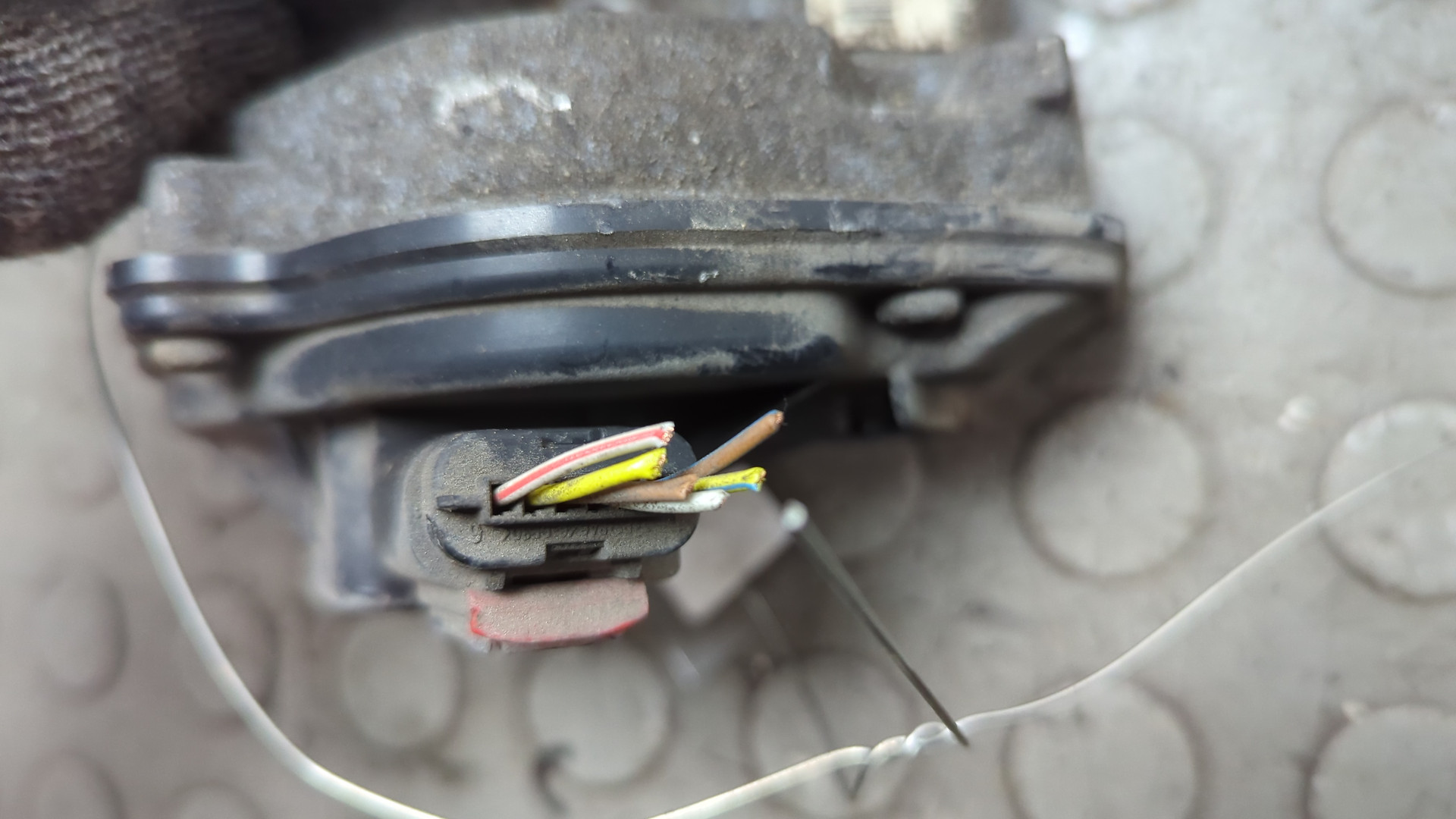 Заслонка дроссельная электрическая