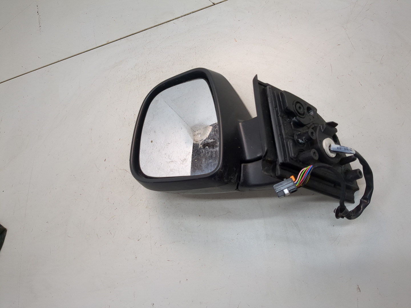 Зеркало левое электрическое