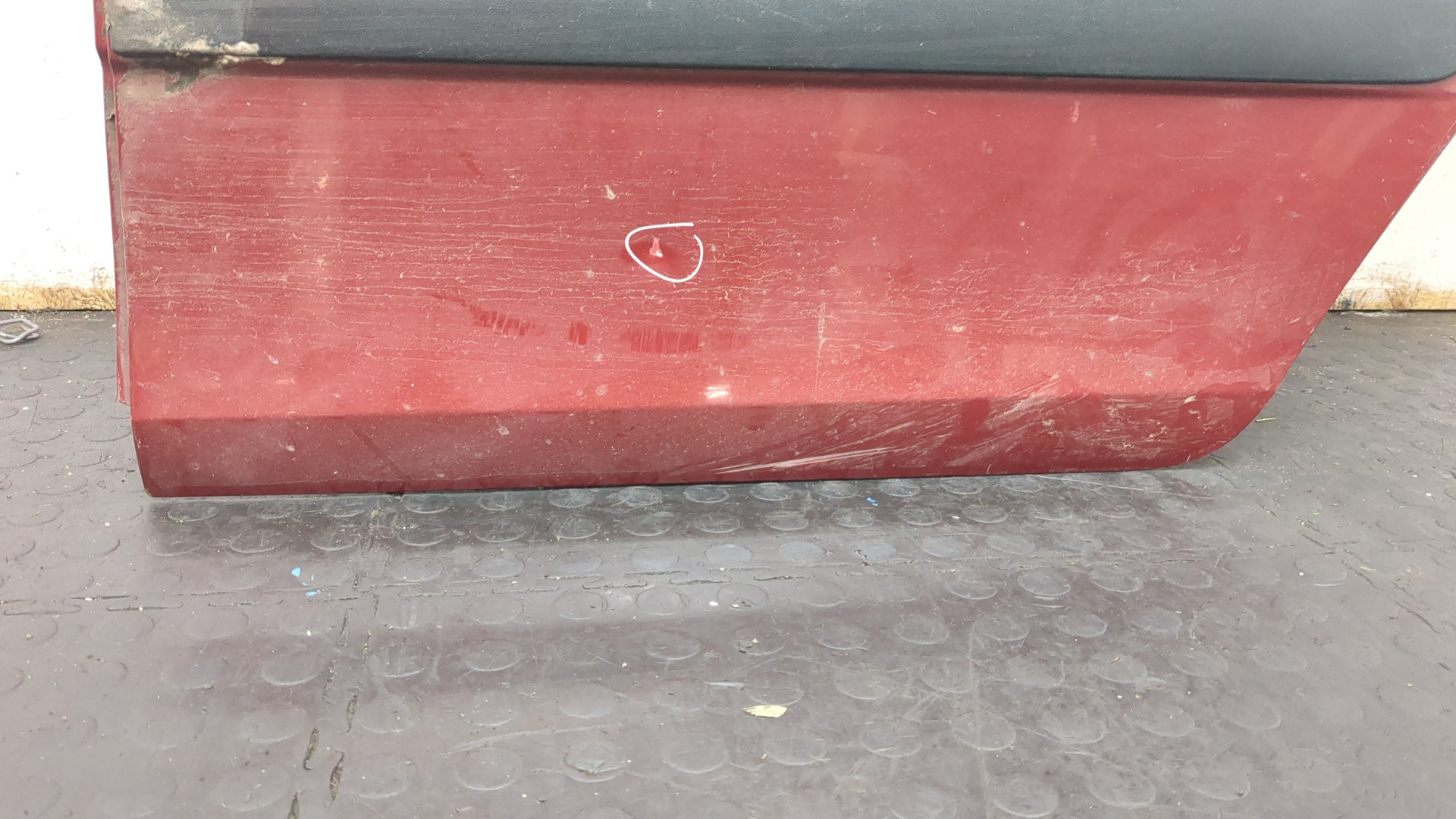 Дверь задняя левая