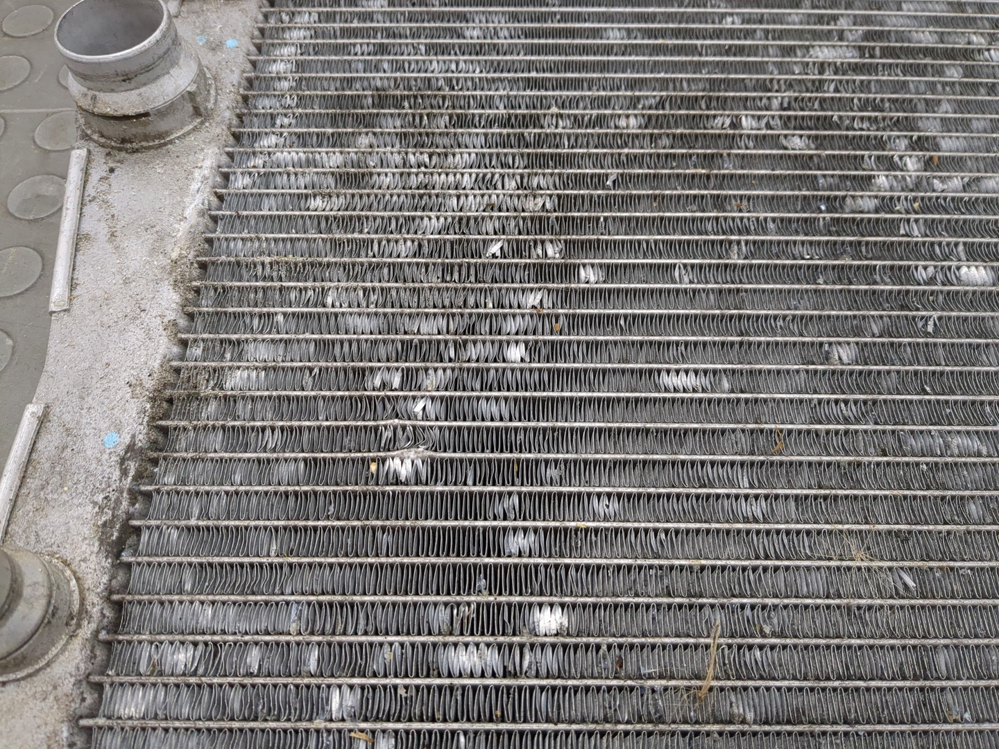 Радиатор охлаждения двигателя основной