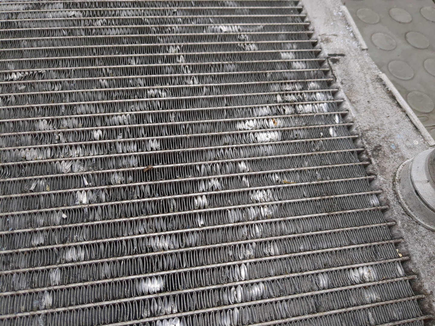 Радиатор охлаждения двигателя основной