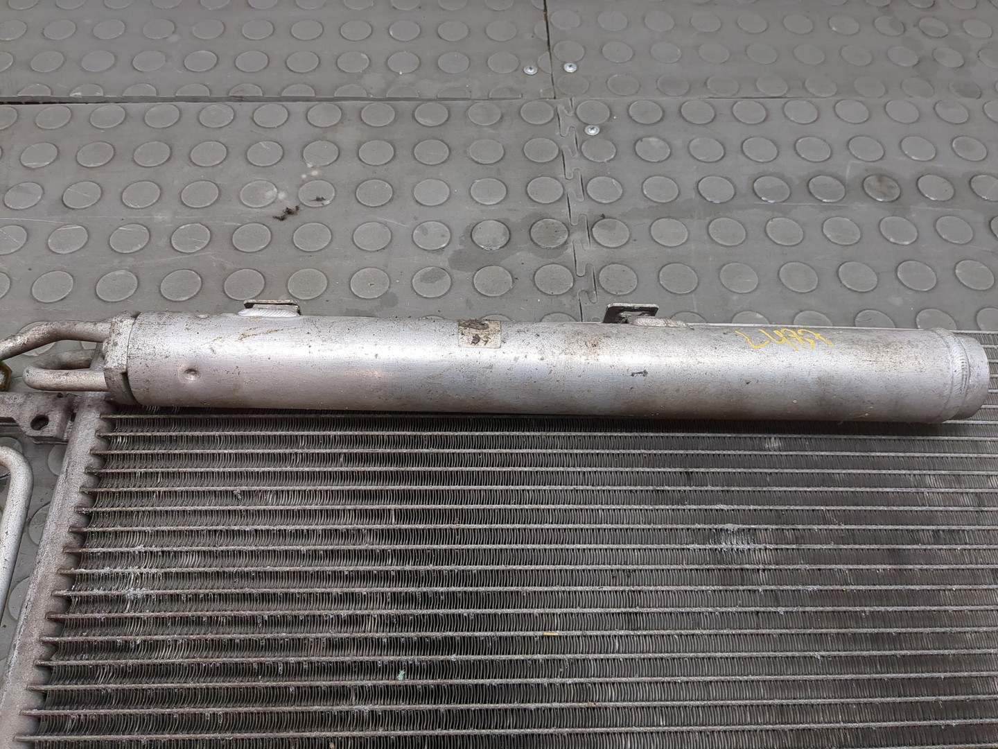 Радиатор кондиционера / конденсер