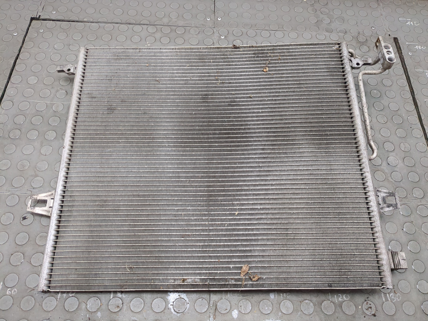 Радиатор кондиционера / конденсер