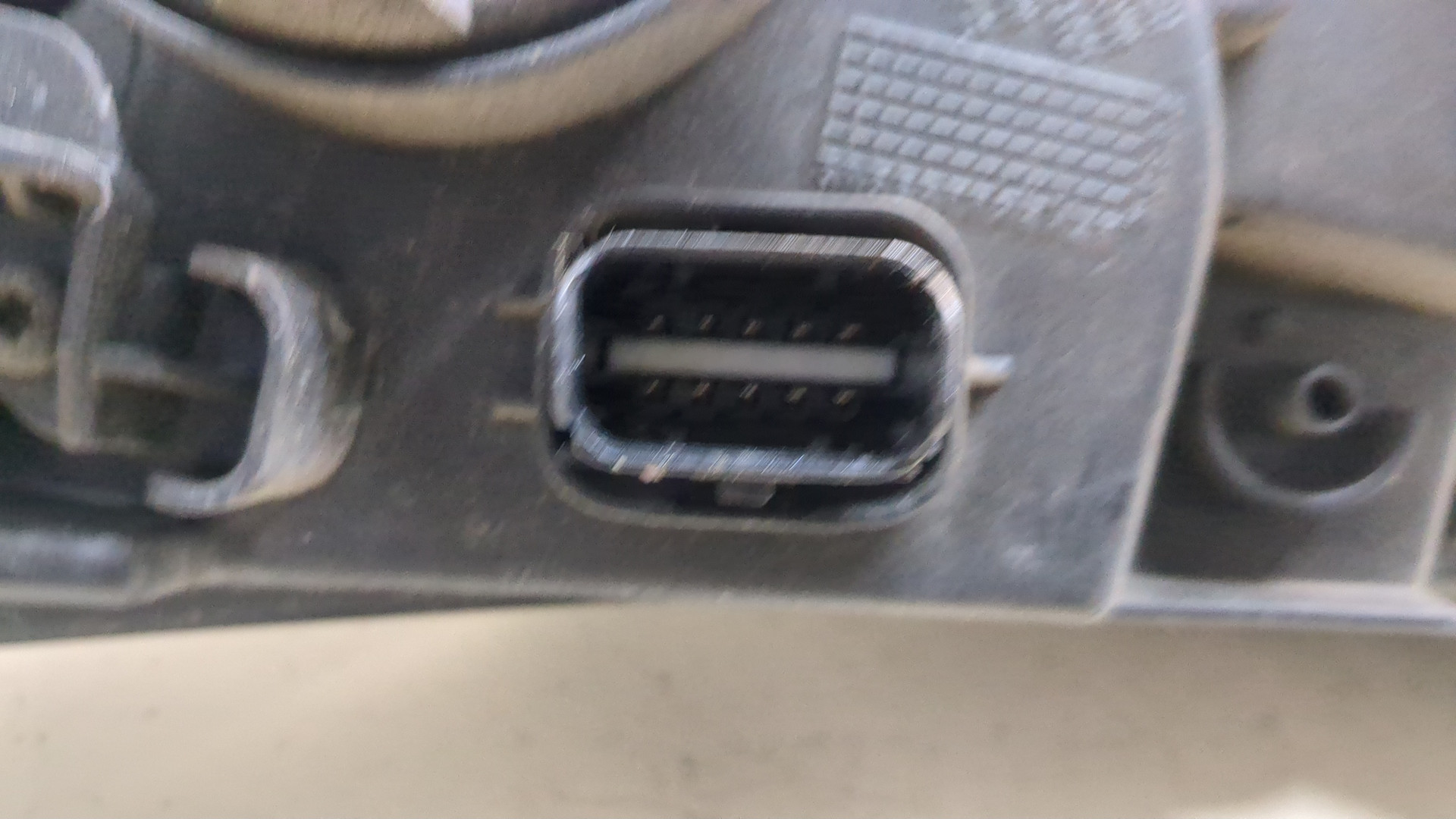 Фара правая