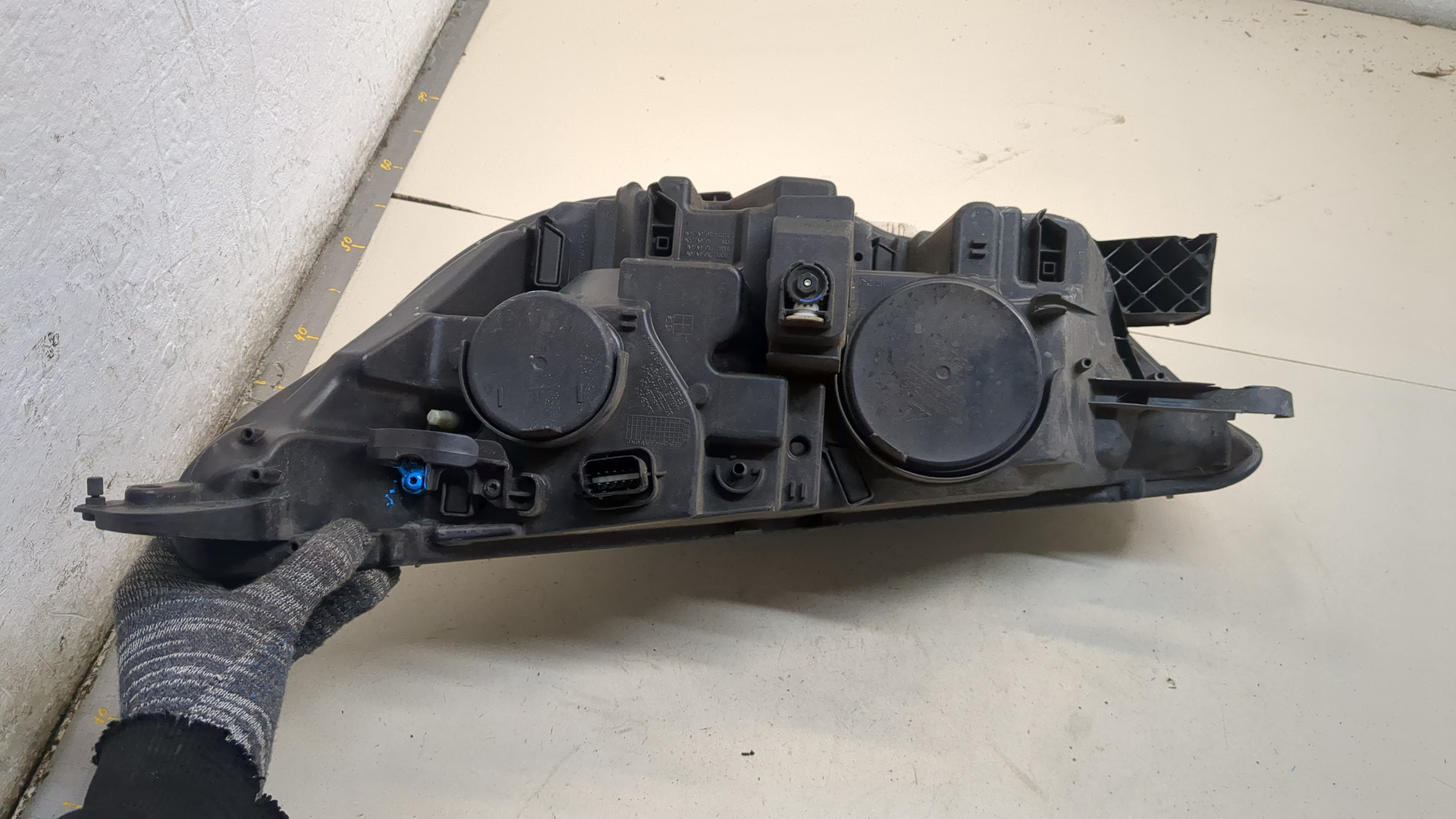 Фара правая