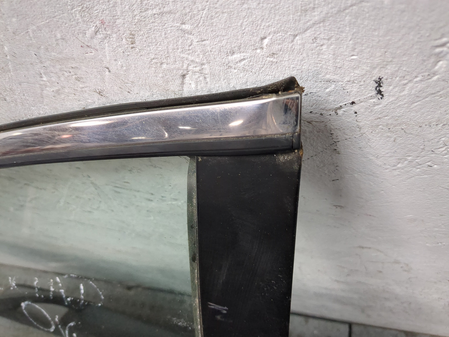 Дверь передняя левая