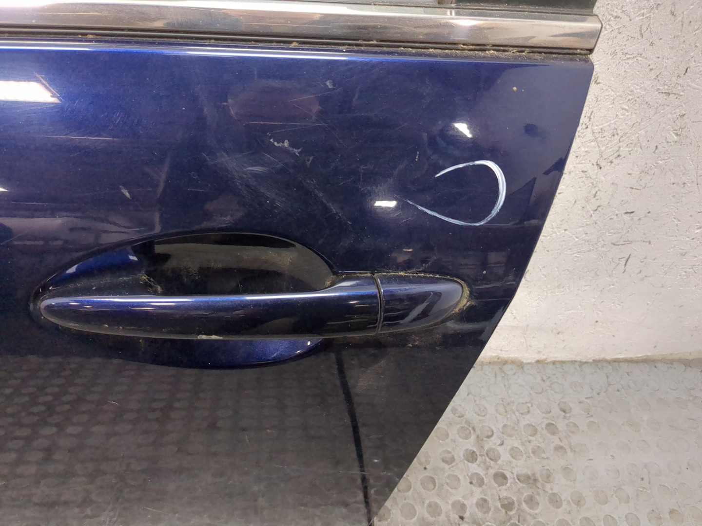 Дверь передняя левая