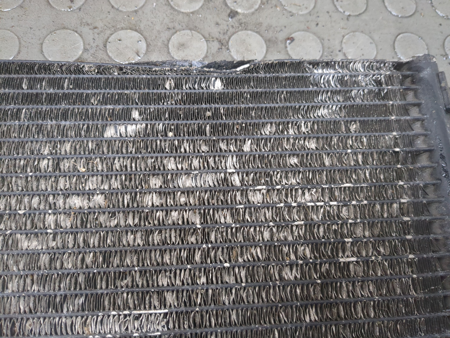 Радиатор кондиционера / конденсер