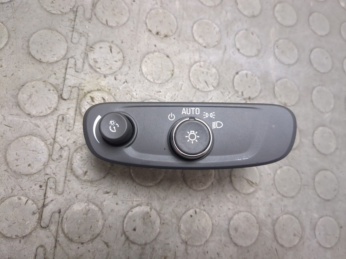 Переключатель света фар