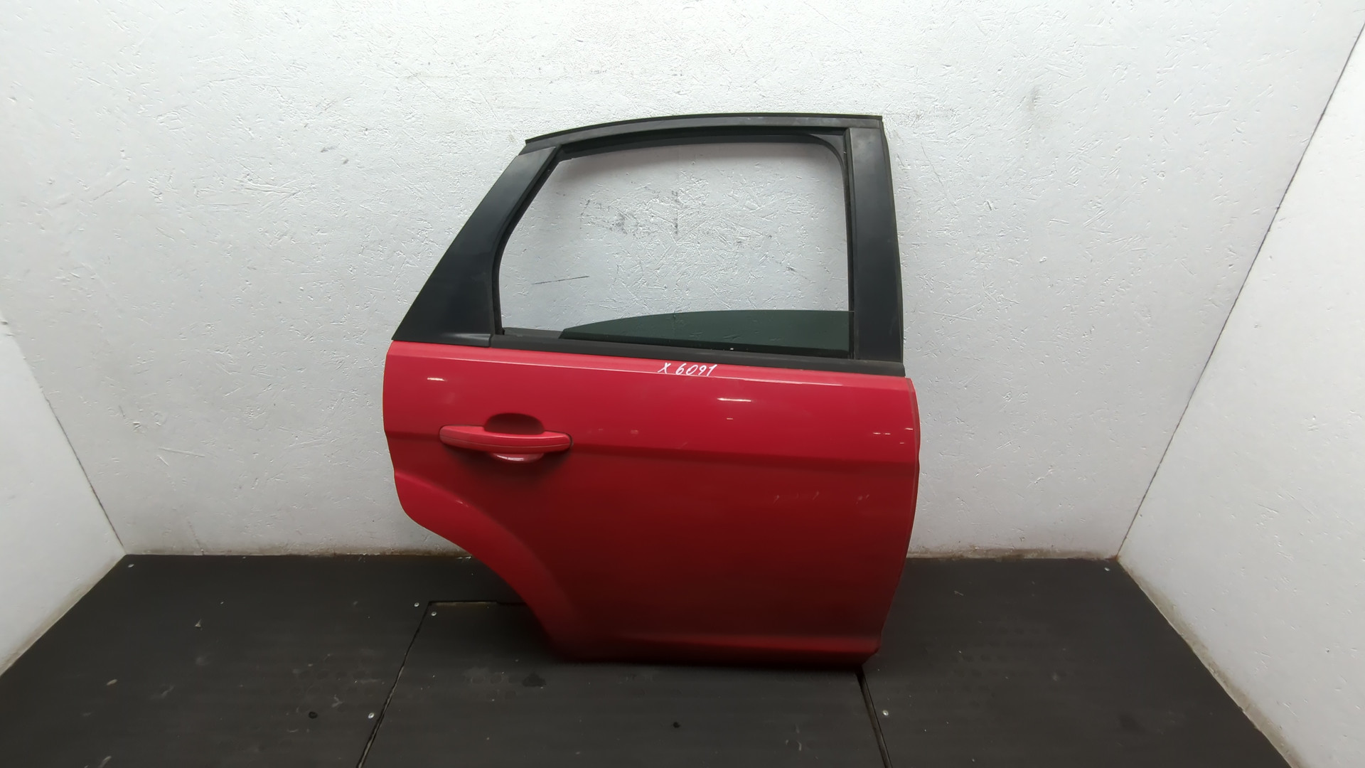 Дверь задняя правая