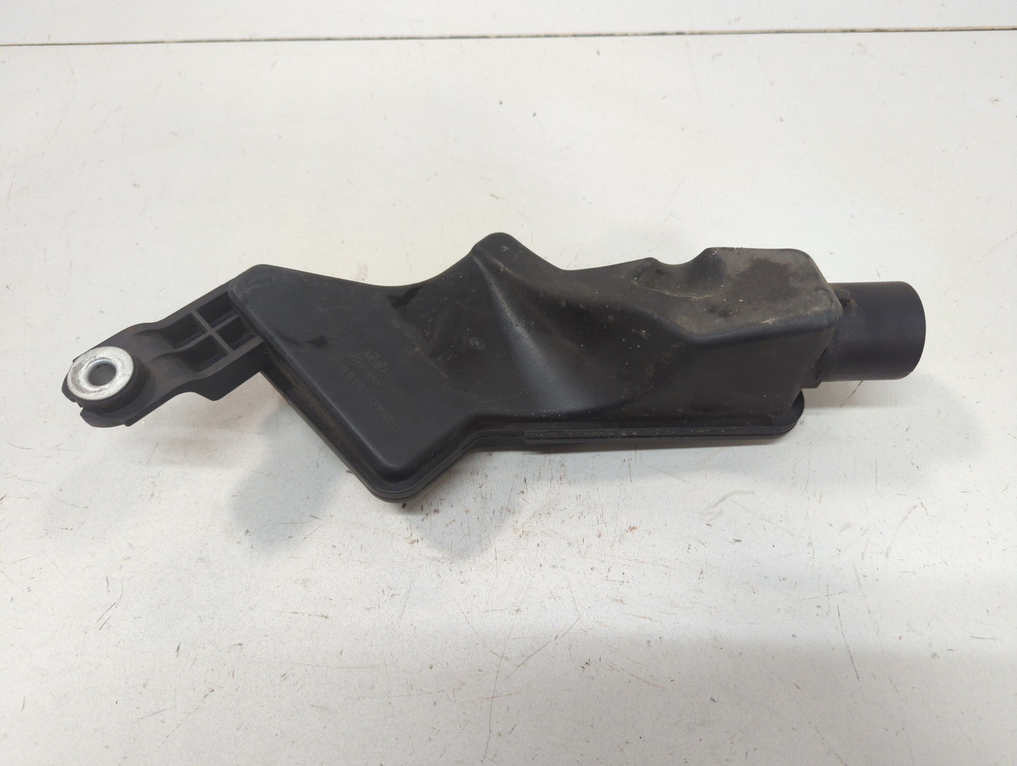 Резонатор воздушного фильтра