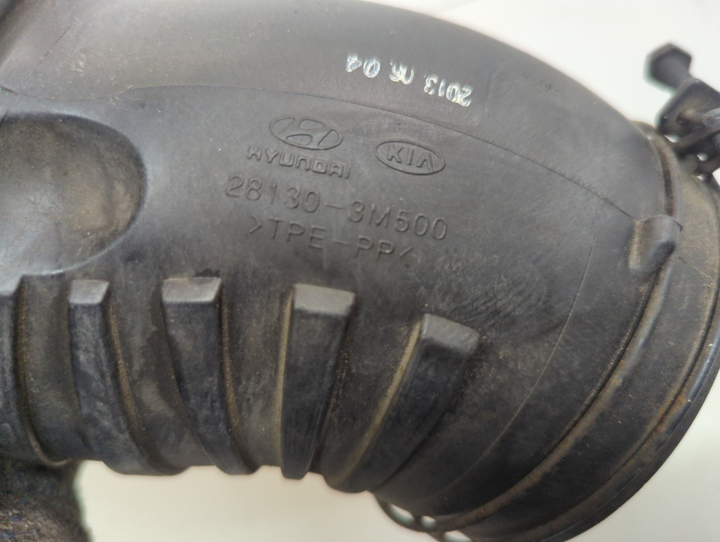 Патрубок воздушного фильтра