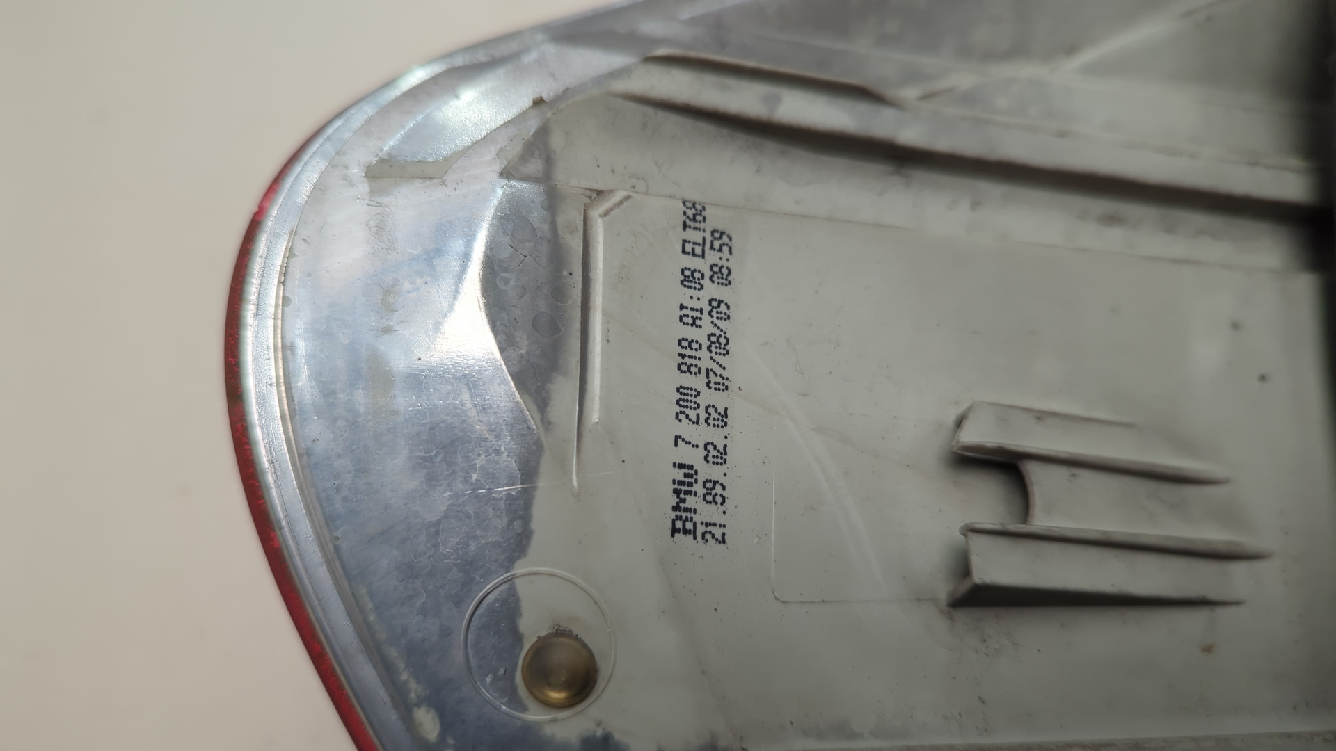 Фонарь задний правый