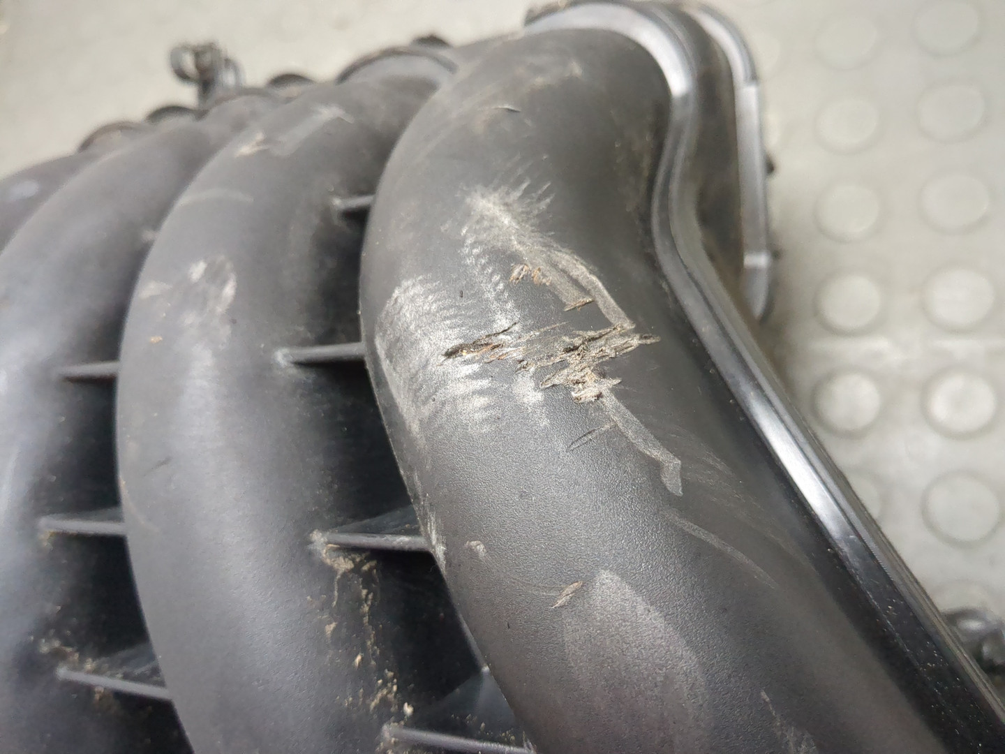 Коллектор впускной