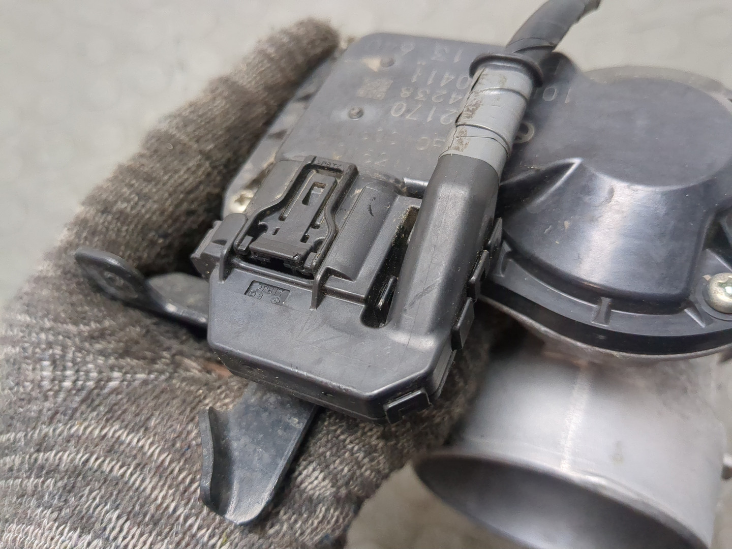 Заслонка дроссельная электрическая