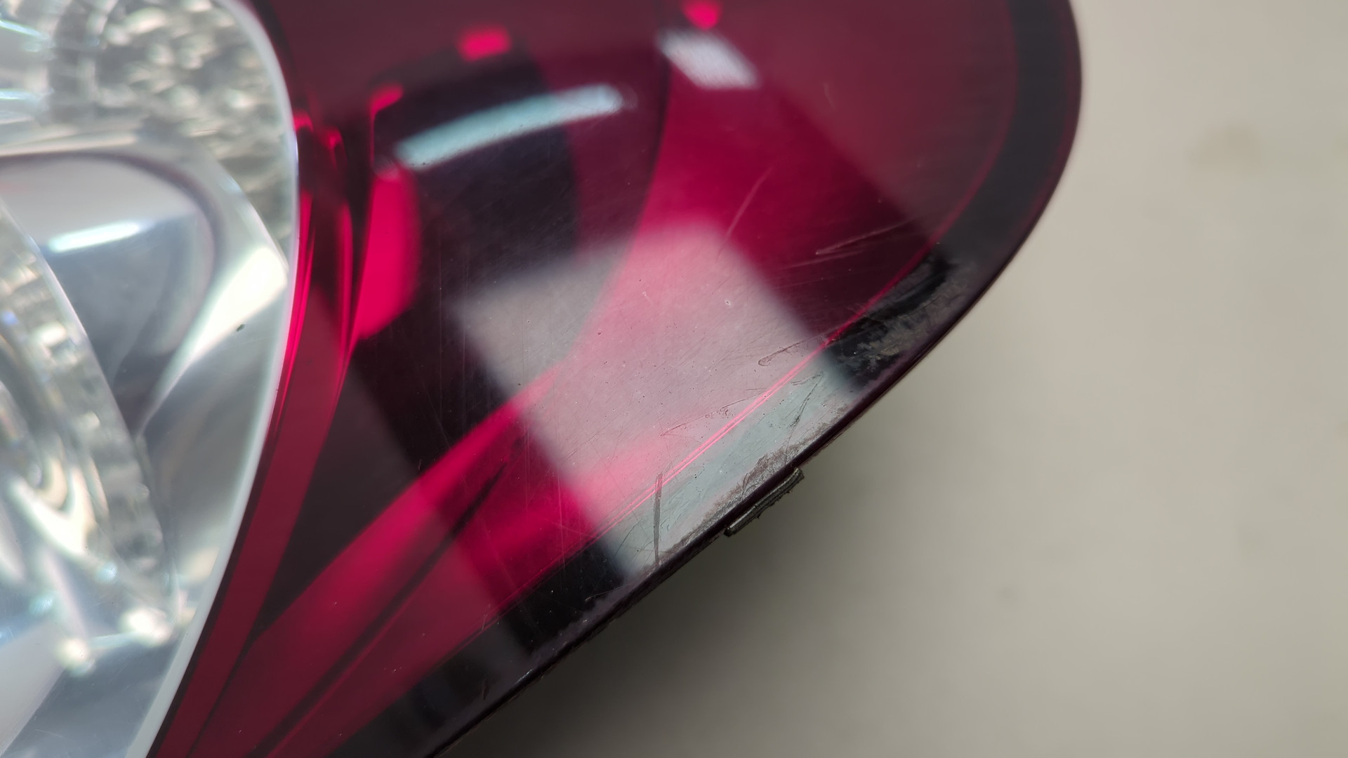 Фонарь задний правый